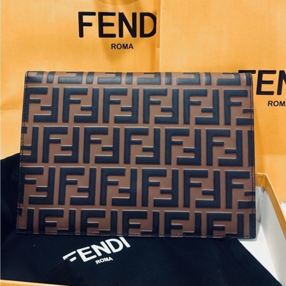 Authentic Fendi Envelope Flat Zucca Embosseded Pouch✨ - Picture 3 of 13